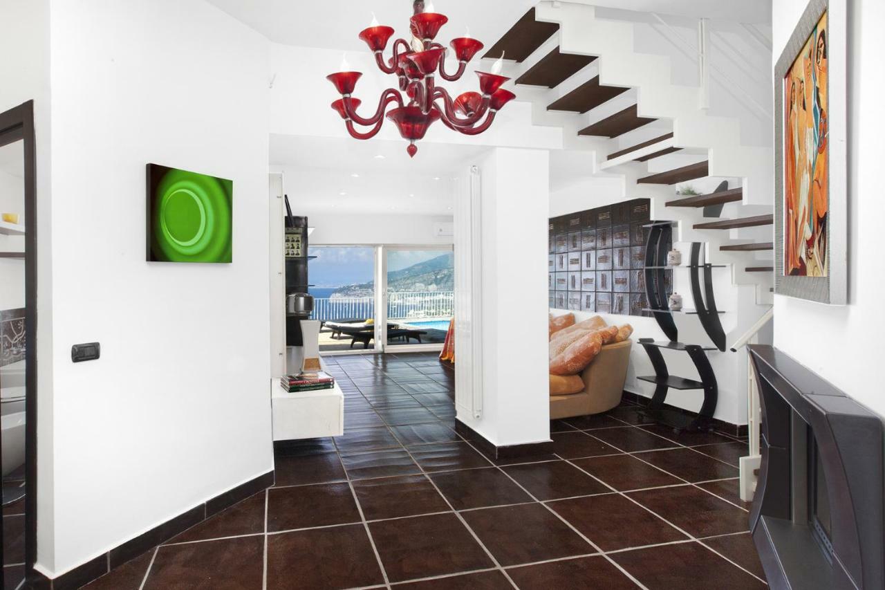 Amore Rentals - Casa Augusta A Сорренто Экстерьер фото